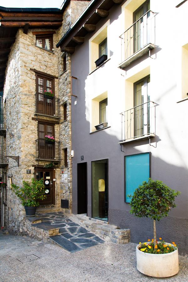 Hostal Cisco De Sans Andorra la Vella Exterior photo