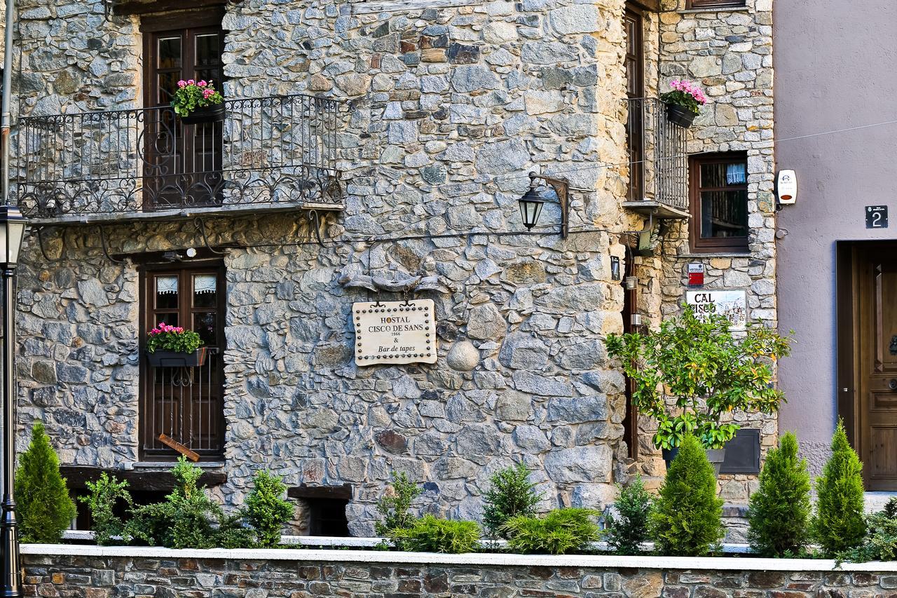 Hostal Cisco De Sans Andorra la Vella Exterior photo